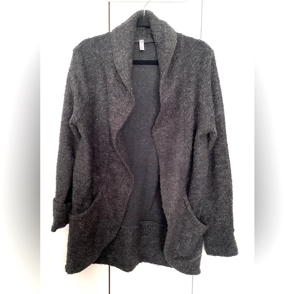 Big, cozy charcoal Gilmour Cardigan. M - Picture 1 of 1